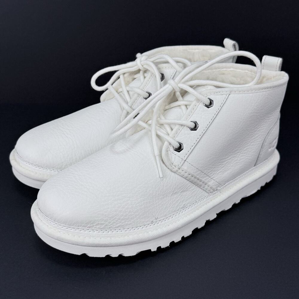 UGG Neumel Men’s Size 9 White Leather Sheepskin Chukka Boots 1133777 NWOB